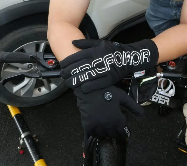 Guantes Deportivos para Mujeres: Comodidad y Rendimiento en el Gimnasio